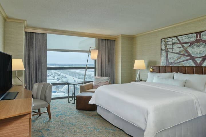 Room 4 of 24