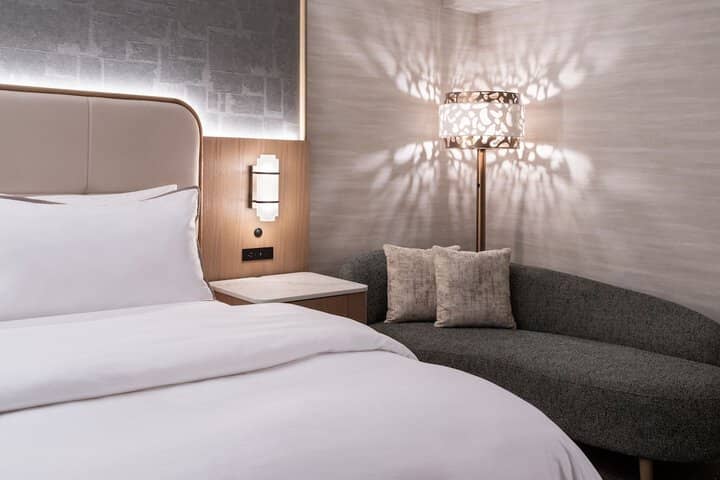 Room 25 of 110